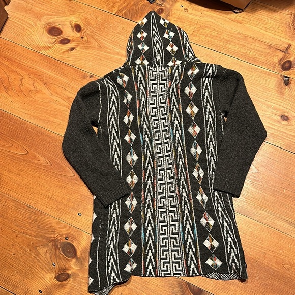 Hooded Native Cowichan Blanket Cardigan Sweater - Picture 3 of 6